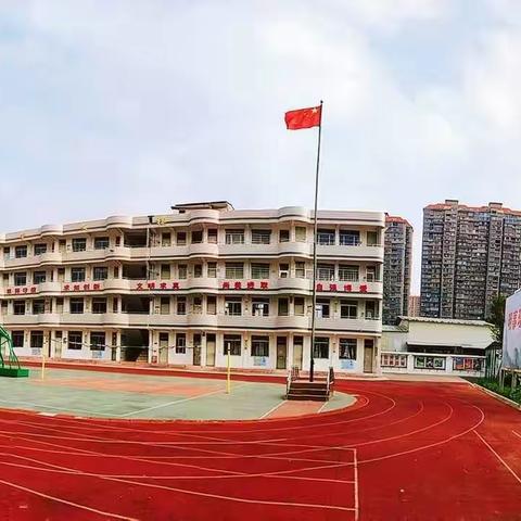 “弘扬民族精神，传承家乡文化”——记龙海区石码第二中心小学主题班会活动
