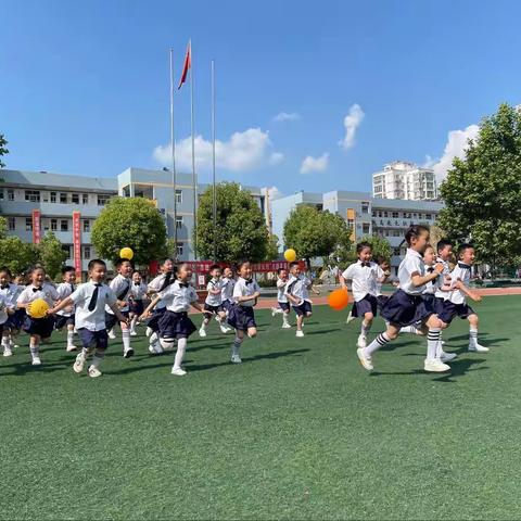 致远小学附属幼儿园大五班六月活动精彩回顾