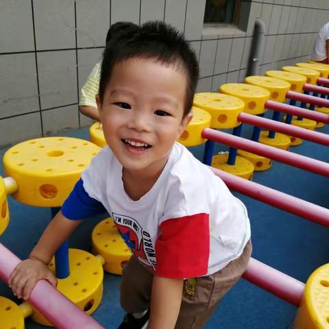 陪你，一起长大……