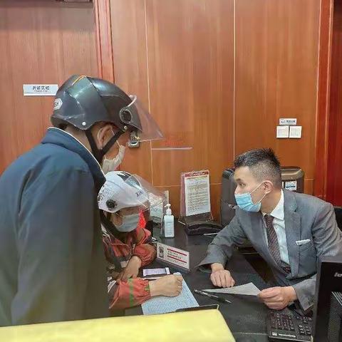 细微显温情 服务暖人心