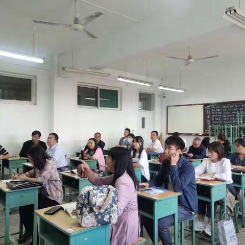 走进新课程，科研为先锋——太原五中化学组9月集体教研