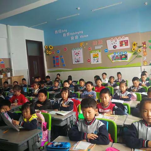 拼音和我们共成长————一年八班第二次书法比赛