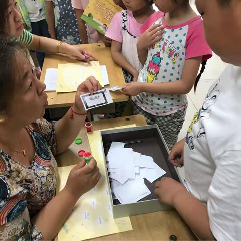 大宁学校阅读嘉年华活动，孩子们出色的表现！棒棒的！