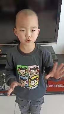 阅读阅快乐，阅读伴我成长       ——西城坊中心马踏营幼儿园中班故事分享