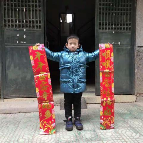 争做时代好少年 就地过年也精彩