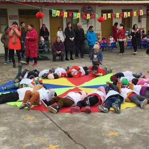 富丰阳光幼儿园“迎元旦”“十五周年庆”亲子运动会