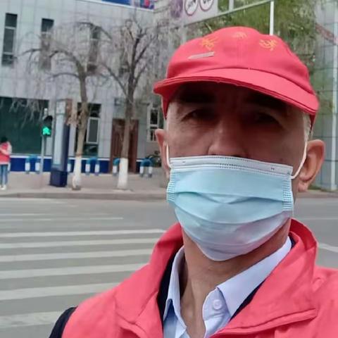 农行博尔塔拉分行“小红帽”助力文明城市交通管理