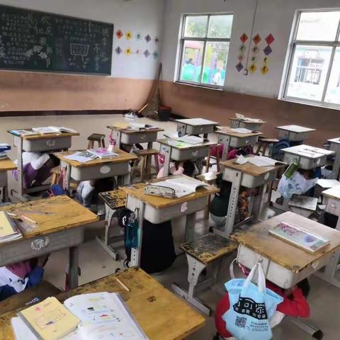 醴泉街道关爷庙小学防震演练