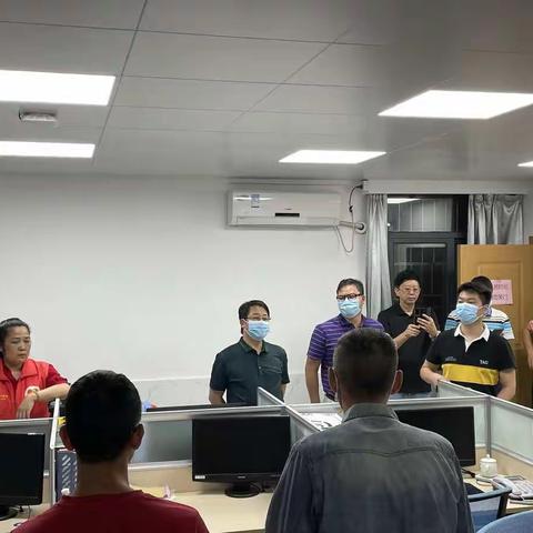 “学史力行，我为群众办实事”之凤凰社区开展布吉街道夜查专项行动