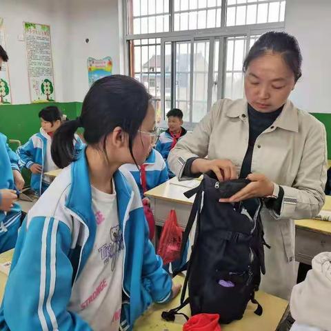 大寨子小学第八周工作简报
