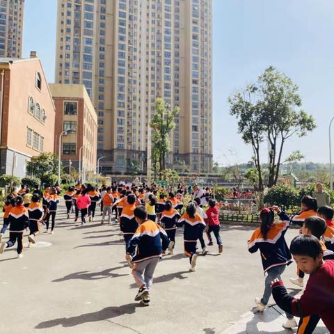 【花溪能量站】消防知识君须记，安全时刻在心间——记博才花溪小学2020年下学期消防安全疏散演练活动