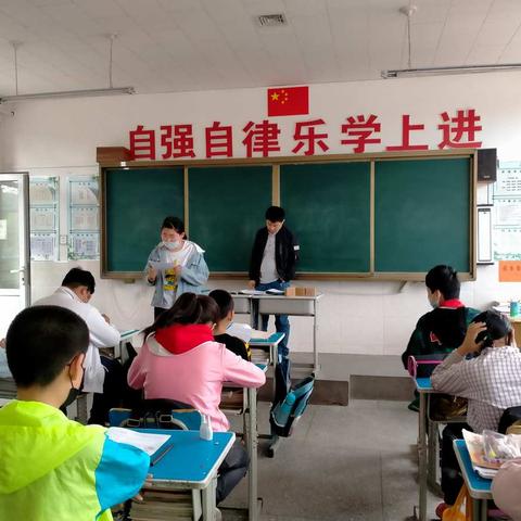 宫营子小学“一日一课”推进活动