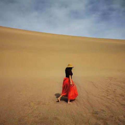 西北游一敦煌莫高窟和鸣沙山月牙泉