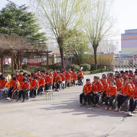 一起向未来———记高峪小学六年级百日冲刺誓师大会