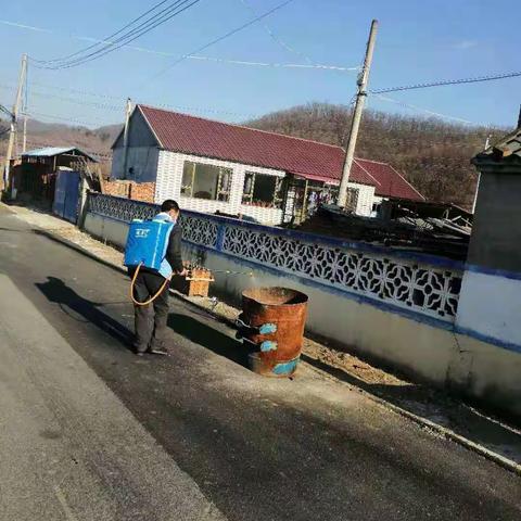 汤图乡组织开展“冬季爱国卫生运动”志愿服务活动