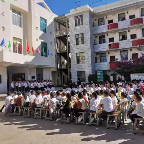 经典润心灵，书香溢校园                      ——汉邑小学“螺峰杯”第五届小学生朗读比赛