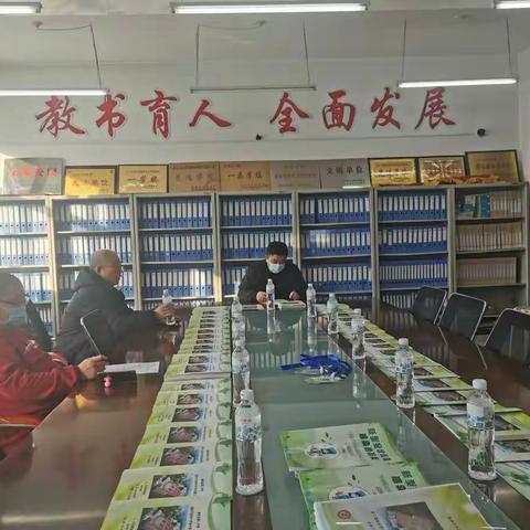 党员教师进社区 凝心聚力战疫情——勃利县第二中学党支部深入社区开展疫情防控志愿服务