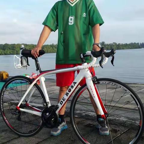 回忆是对往日美好的珍惜，揭开记忆的尘封，追寻岁月的见证，让它更加有力地鼓起我们新的人生理想和热情。