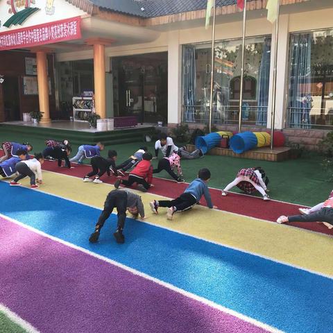 国际三班篮球课开始啦🏀🏀