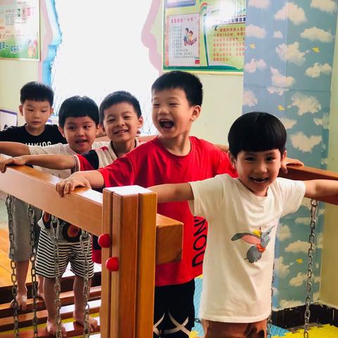 【香港新弘正教育淡环幼儿】大三班：轻松活动🎡身体好💪