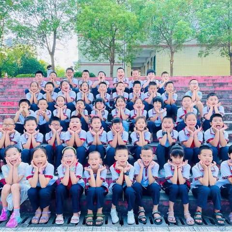 爱在一起 共同成长——大同小学401班四年级上学期期末总结