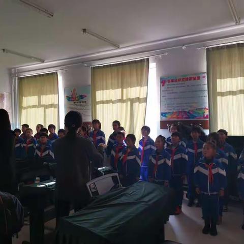 用心歌唱，筑梦前行——新城三小合唱团