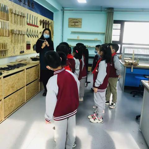 【南马路小学】“小鲁班木工课堂”助力课后服务