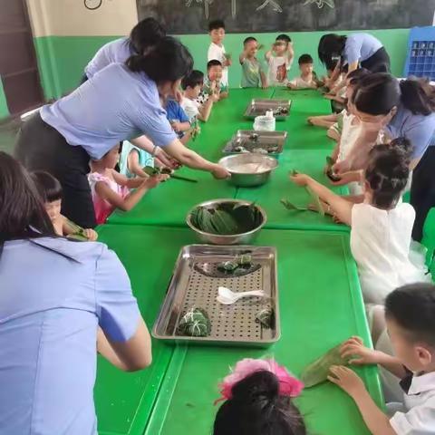 「朱洼小学及附属幼儿园•少先队」浓浓端午情 悠悠传承意——朱洼小学开展“我们的节日•端午节”主题教育