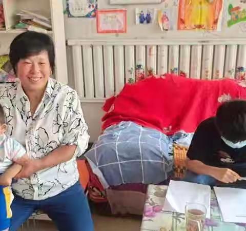 走进学生家庭、走进学生心灵 -------温店学区大杨小学开展秋季开学前全员家访活动