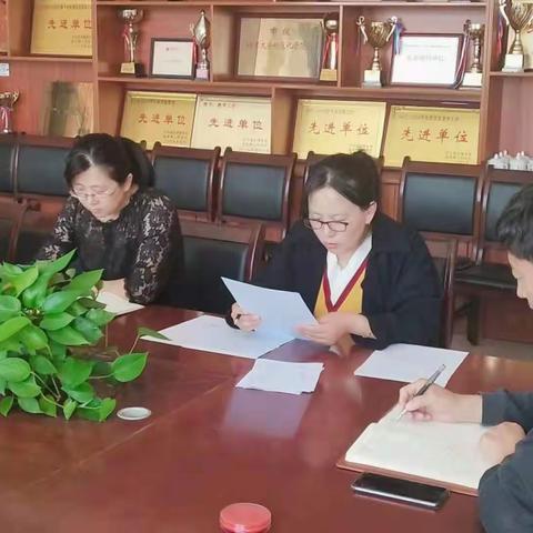 渠水清如许 源头活水来——温店镇蔡王小学党支部召开接受预备党员会议