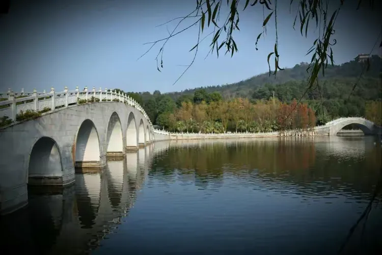 盘龙大观园美轮美奂的生态休闲之地……