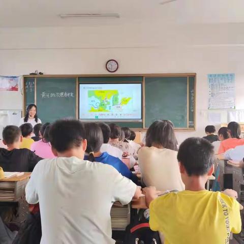 陈家坊镇中学“初中地理新课标“教学竞赛正当时