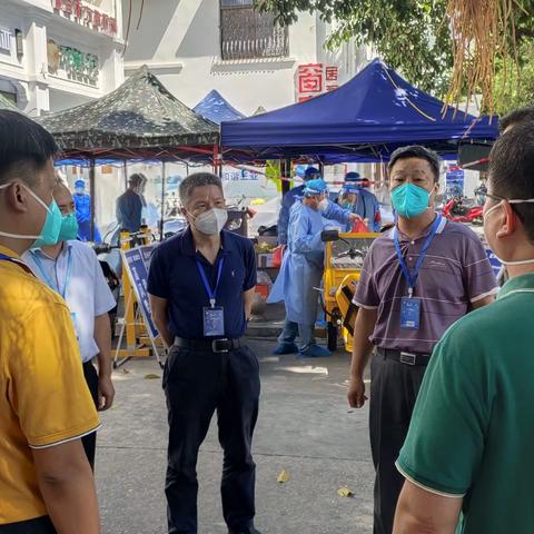 荣延松连日在包点社区督导检查疫情防控工作