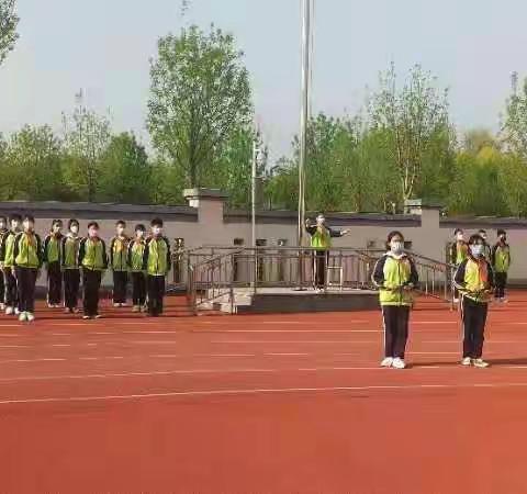 少年已归来 不负好时光——度假区实验小学复学升旗仪式