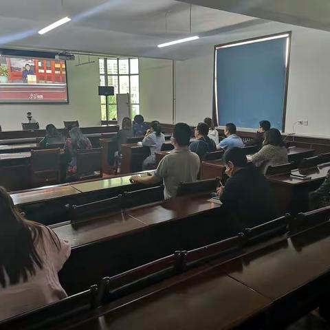 磁县卫生健康局组织集中学习“传统文化十二讲”