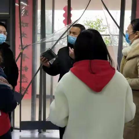 疫情防控 梧桐苑社区向前冲