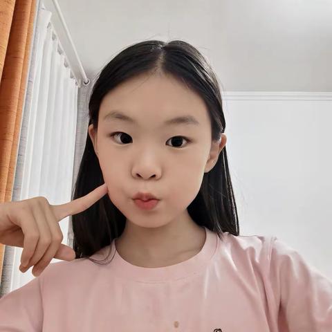 东盛小学四年二班蒋晓烨家庭读书会