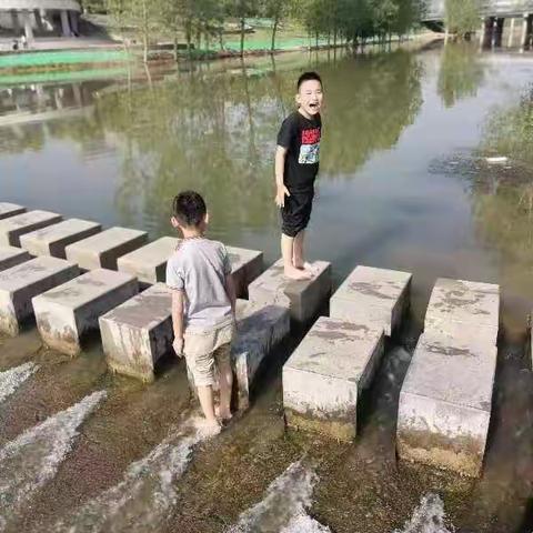 每日一故事 尽享读书乐