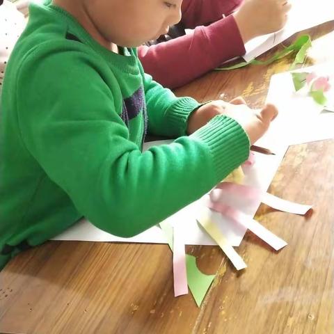 蓝精灵幼儿园蓝灵灵班