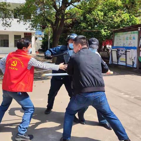 春联小学反恐防暴应急演练