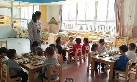 快乐进餐，共享美好“食”光——沾化区第二实验幼儿园托班食育课程