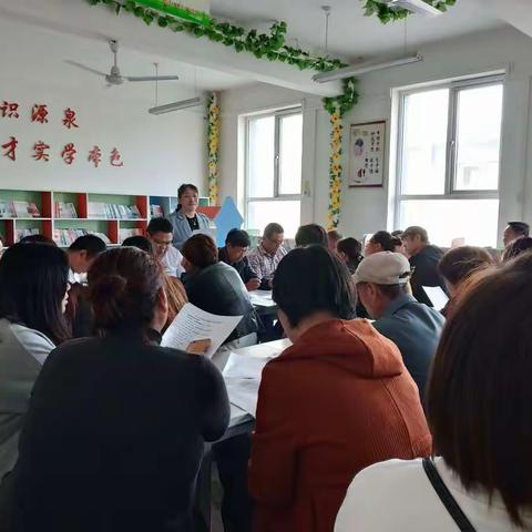 做普通话调查之事   夯推广普通话之实                     ——松林店中心学校迎市普通话检查简记