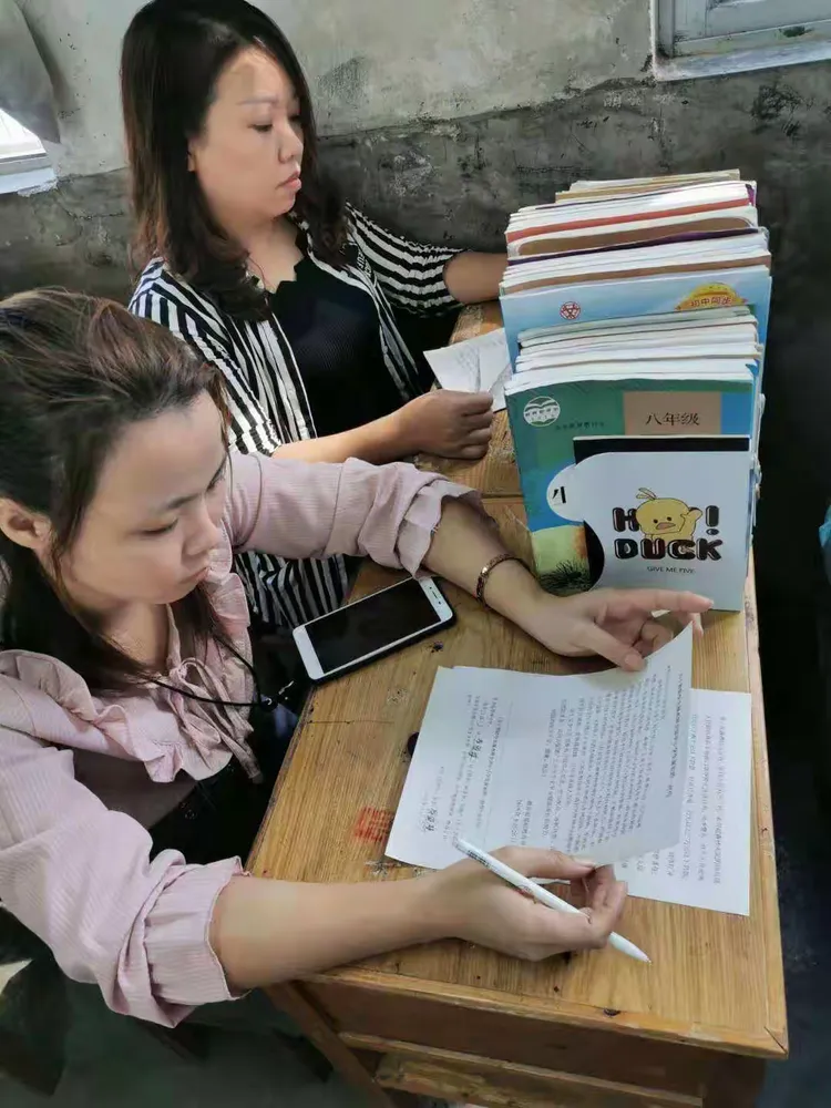 紫金县敬梓中学"防风险 保安全 迎大庆"专题家长会