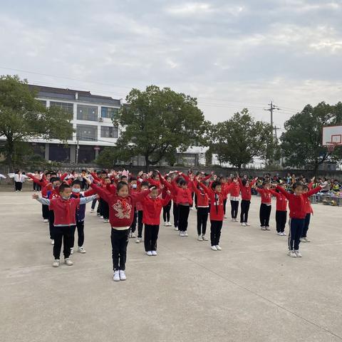 快乐运动，健康成长！                               苦竹乡小学片区成功举行秋季运动会💐