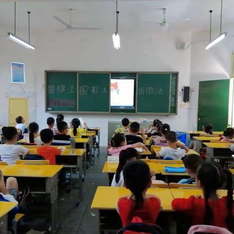 南一组织召开“学习新思想，做好接班人”主题班会