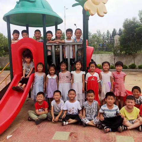 晋庄镇中心学校幼儿园大一班六月份美篇