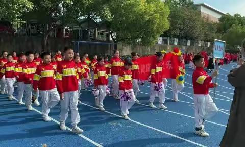 运动点燃激情，校园别样精彩