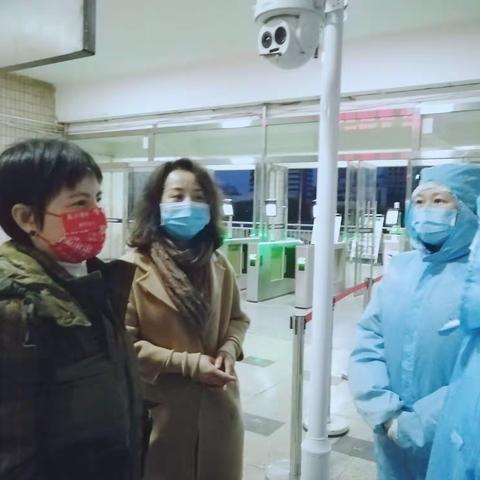 新春慰问暖人心    我院领导慰问一线工作人员