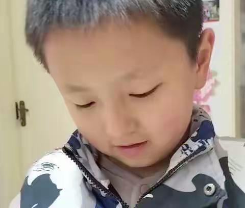 开发区实验小学一年级二级部 科学实验_《静电气球》🎈