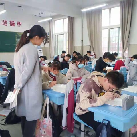 精神成就事业  态度决定一切——长庆未央湖学校九年级课间辅导记实